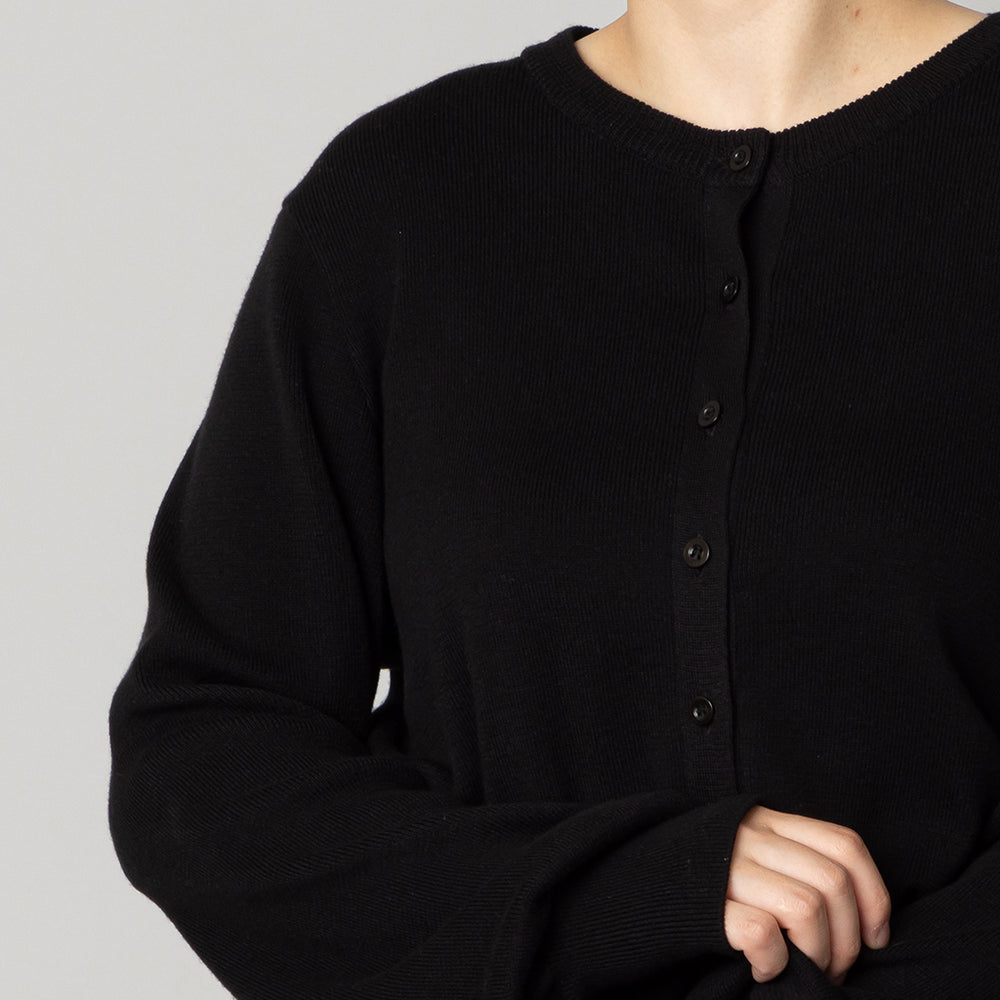 激安直営店 コットンカシミヤ もちさら カーディガン【洗える】黒 kuros.style – トップス