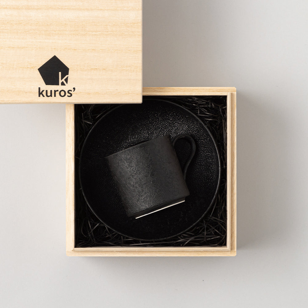 黒墨 コーヒーカップ&ソーサー【ストレート】 ギフトセット 桐箱入り – kuros.style