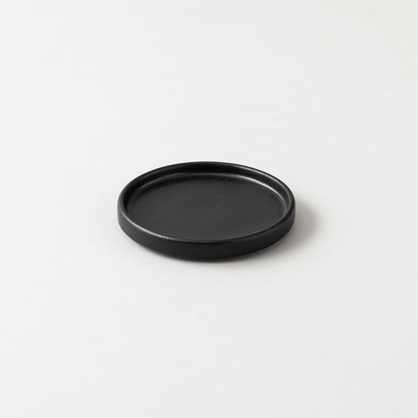 美濃焼フラットリム プレート皿　マット黒　12cm
